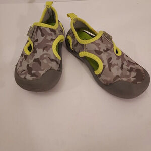 OP Little Boy Water Shoes in Size 5 (Baby)